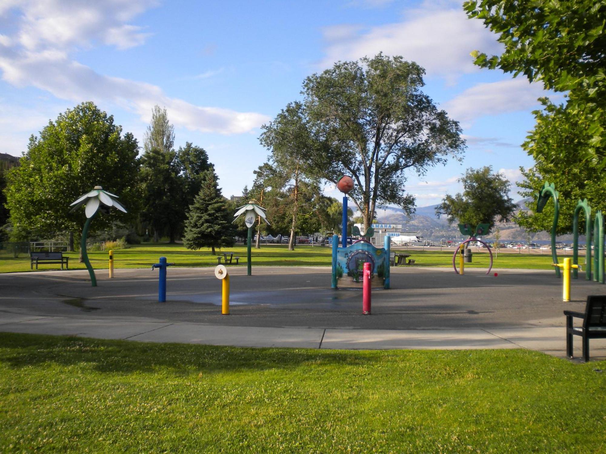 Holiday House Motel Penticton Eksteriør billede