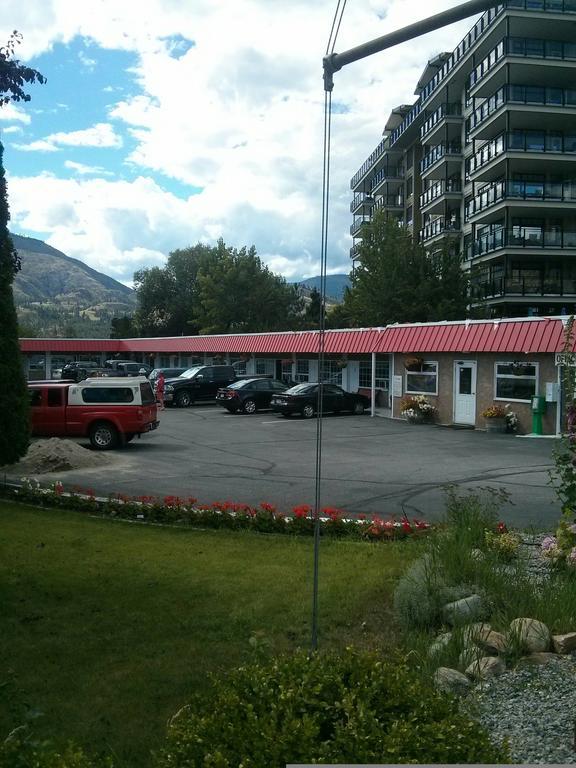Holiday House Motel Penticton Eksteriør billede