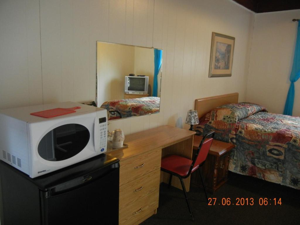 Holiday House Motel Penticton Værelse billede
